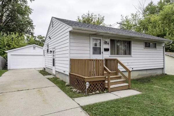 2608 Menominee Road, Waukegan, IL 60087