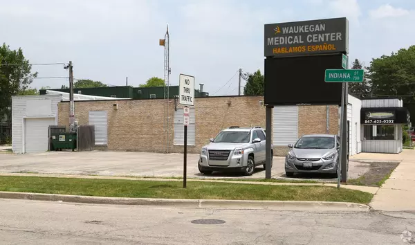 1724 Grand Avenue, Waukegan, IL 60085