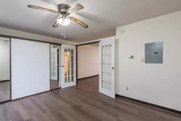 3305 Sunset Avenue #106, Waukegan, IL 60087