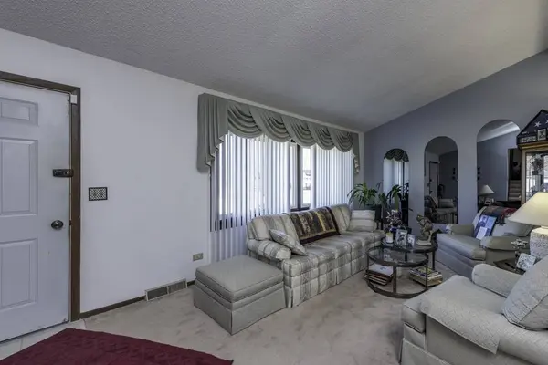 3000 19th Place, North Chicago, IL 60064