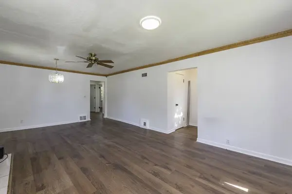 903 S Mcalister Avenue, Waukegan, IL 60085