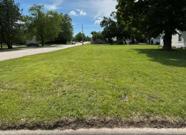 3250 Gilboa AVE, Zion, IL 60099