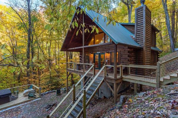 100 Candlemaker TRL, Maggie Valley, NC 28751
