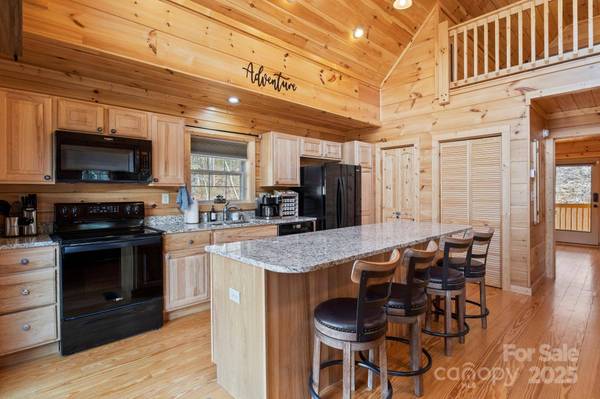 19 Frontier CT, Asheville, NC 28805