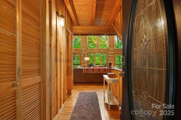 2255 Wolf Laurel RD, Mars Hill, NC 28754