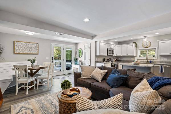 174 Ridge RD, Lake Lure, NC 28746