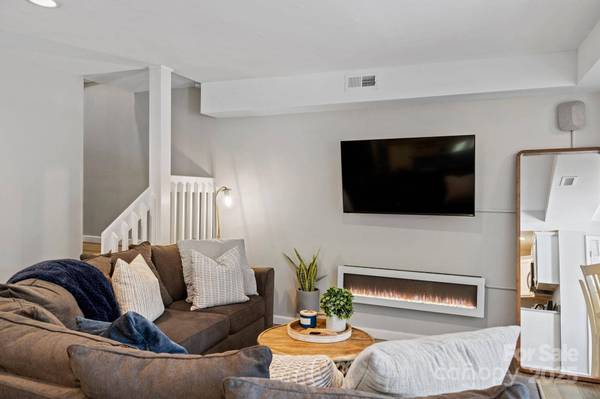 174 Ridge RD, Lake Lure, NC 28746