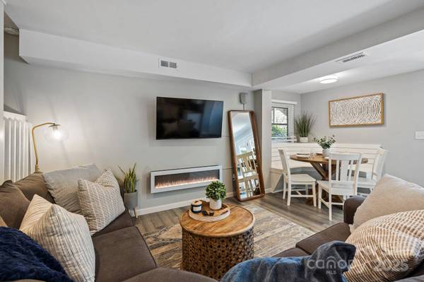 174 Ridge RD, Lake Lure, NC 28746