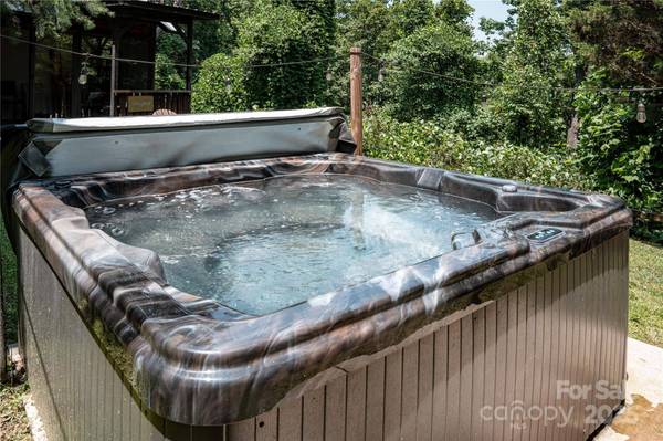 126 North Ridge DR, Marion, NC 28752