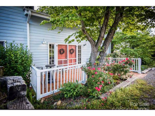 486 Oxford RD, Lake Junaluska, NC 28745