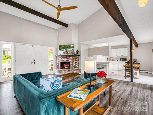 486 Oxford RD, Lake Junaluska, NC 28745