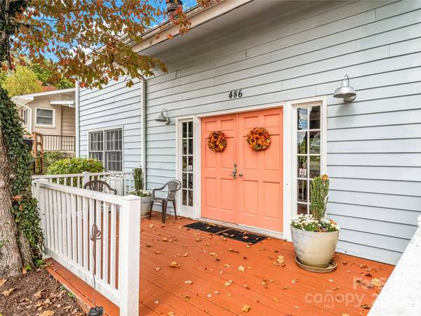 486 Oxford RD, Lake Junaluska, NC 28745