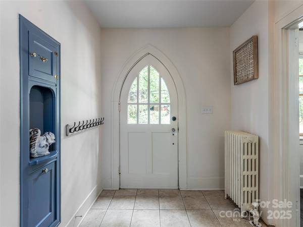 60 Dorchester AVE, Asheville, NC 28806