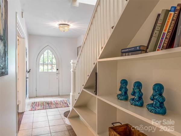 60 Dorchester AVE, Asheville, NC 28806