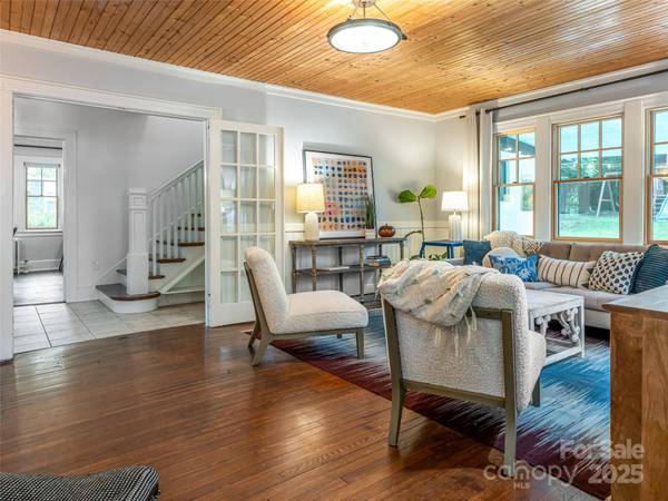 60 Dorchester AVE, Asheville, NC 28806