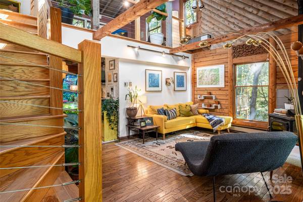 15 Coneflower CT, Black Mountain, NC 28711