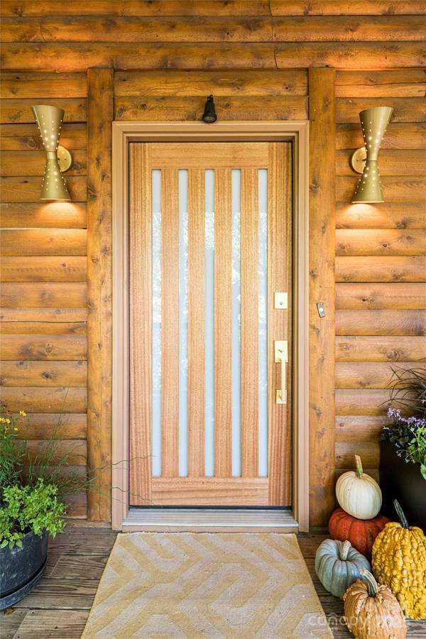 15 Coneflower CT, Black Mountain, NC 28711