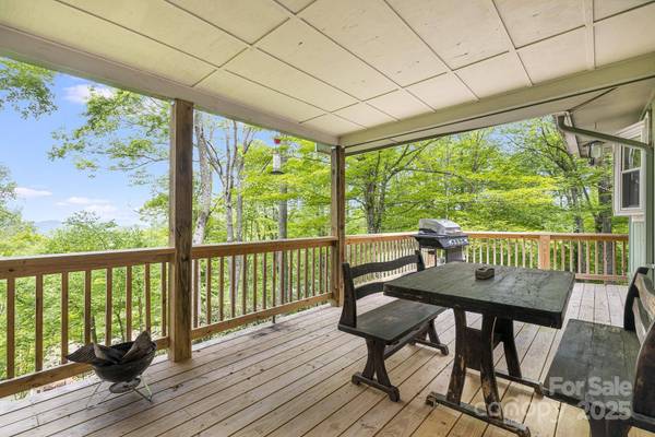 170 Lucas LN, Mars Hill, NC 28754