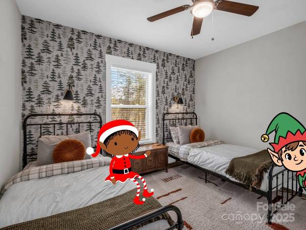 109 Elf Haven LN, Weaverville, NC 28787