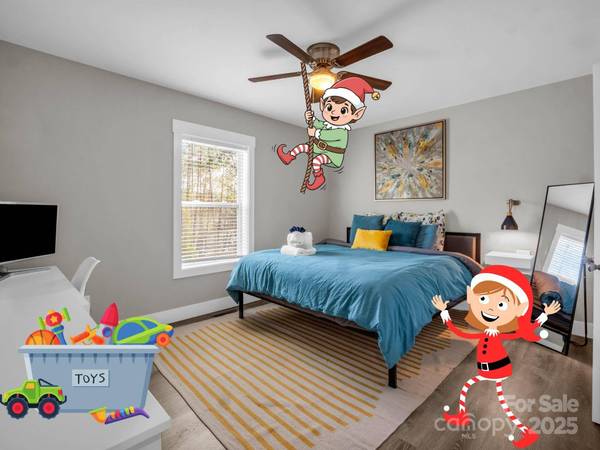 109 Elf Haven LN, Weaverville, NC 28787