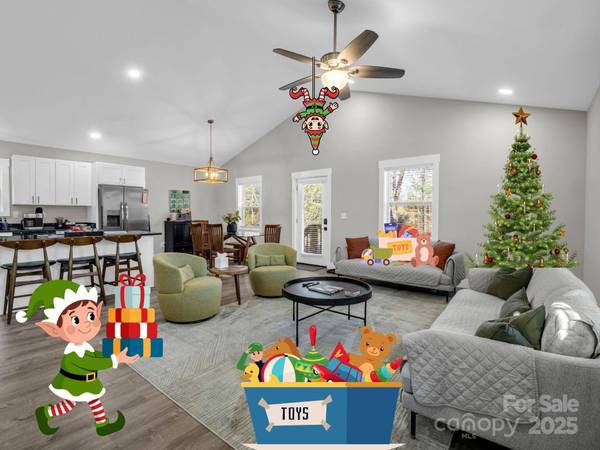 109 Elf Haven LN, Weaverville, NC 28787