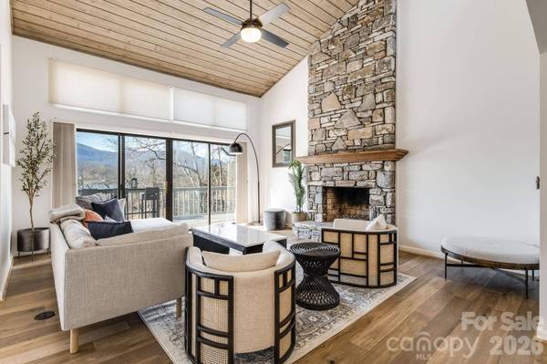 166 Pier Point DR #19 & 20, Lake Lure, NC 28746