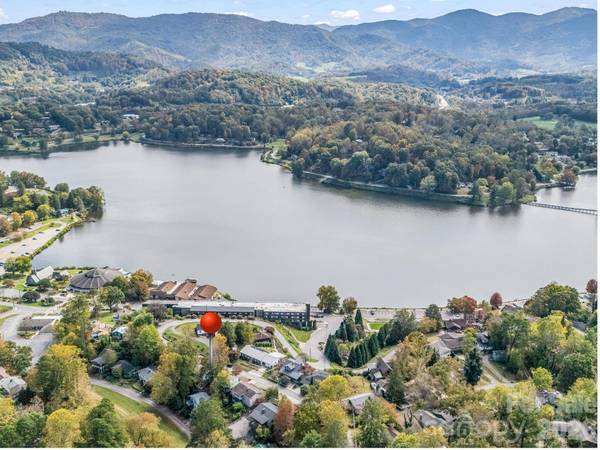 486 Oxford RD, Lake Junaluska, NC 28745