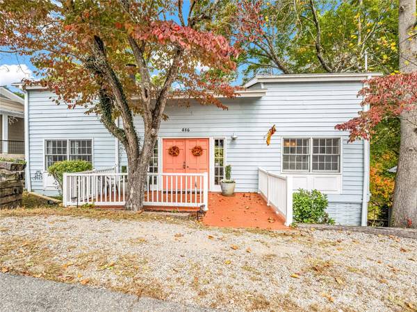 486 Oxford RD, Lake Junaluska, NC 28745