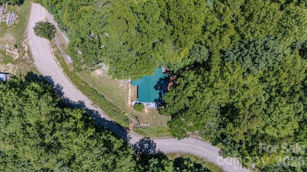 1712 Little Creek RD, Hot Springs, NC 28743