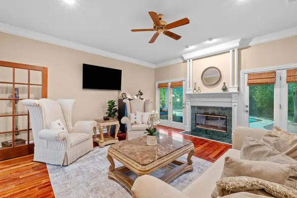 8900 Bell Mountain DR, Austin, TX 78730