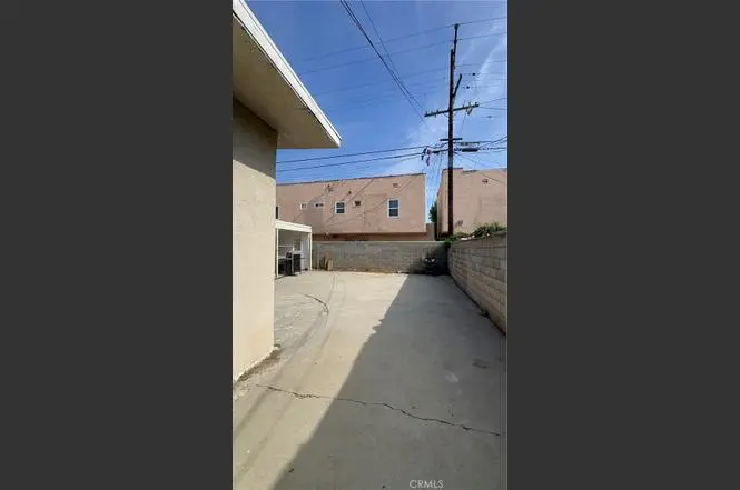 6924 Templeton St, Huntington Park, CA 90255-5004