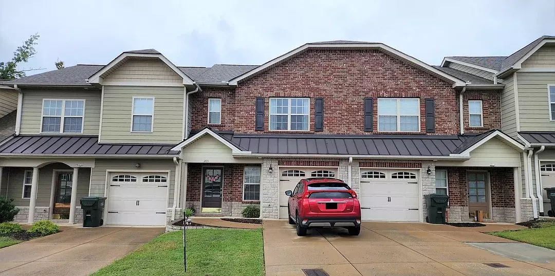Dickson, TN 37055-3178,205 Birdie Ct