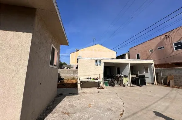 6924 Templeton St, Huntington Park, CA 90255-5004