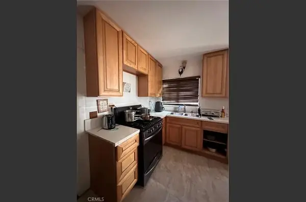 6924 Templeton St, Huntington Park, CA 90255-5004