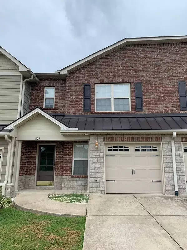Dickson, TN 37055-3178,205 Birdie Ct