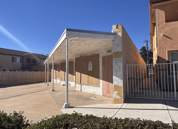 112 South Date Avenue, Rialto, CA 92376
