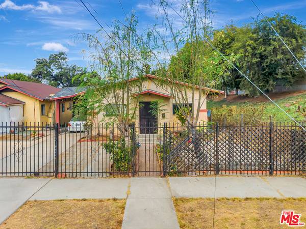 353 North Reno Street, Los Angeles, CA 90026