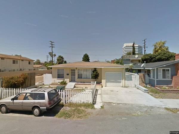 17091 B Lane, Huntington Beach, CA 92647