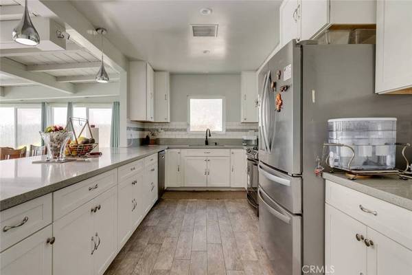 11956 Hatteras ST, Valley Village, CA 91607