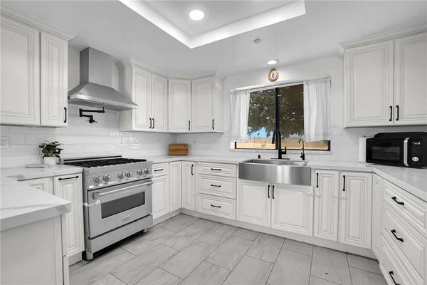 13451 Sonora RD, Phelan, CA 92371