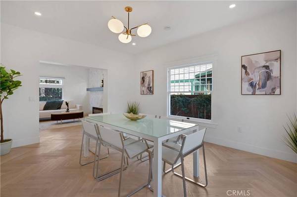 1800 S Oxford. AVE, Los Angeles, CA 90006