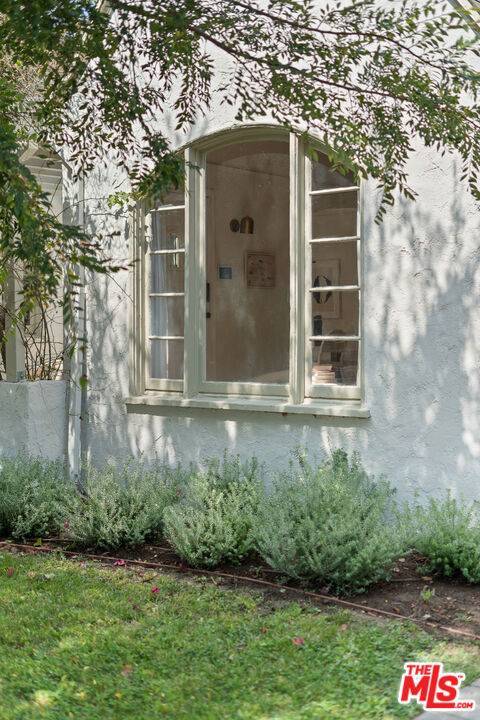 1511 Carmona AVE, Los Angeles, CA 90019