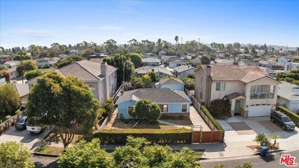 12616 Bonaparte AVE, Los Angeles, CA 90066