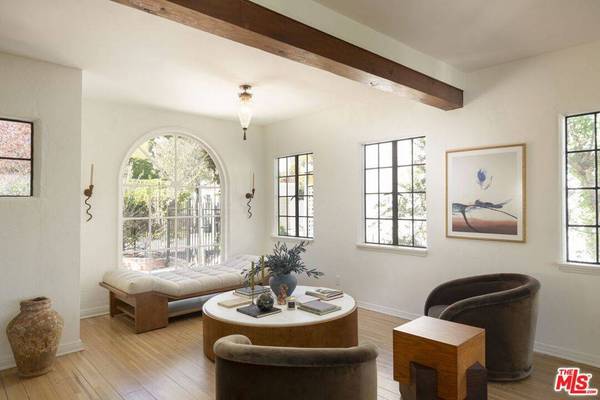 2272 Moreno DR, Los Angeles, CA 90039