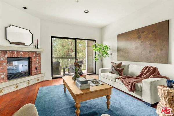 417 S Westmoreland AVE #404, Los Angeles, CA 90020