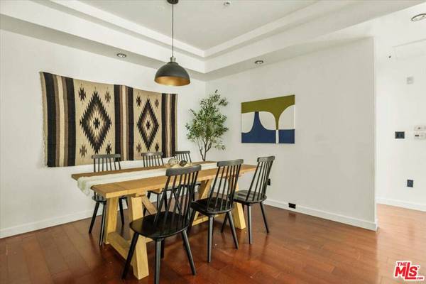 417 S Westmoreland AVE #404, Los Angeles, CA 90020