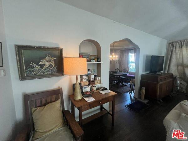1811 S Burnside AVE, Los Angeles, CA 90019