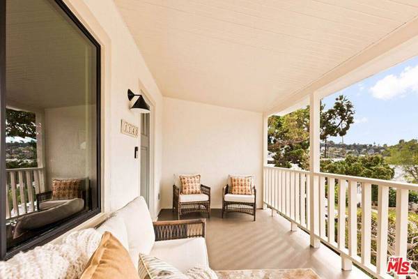 1140 Oberlin DR, Glendale, CA 91205