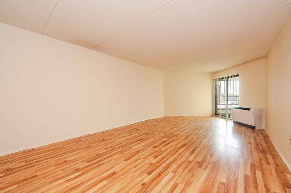 725 Miller AVE #330, Freeport, NY 11520