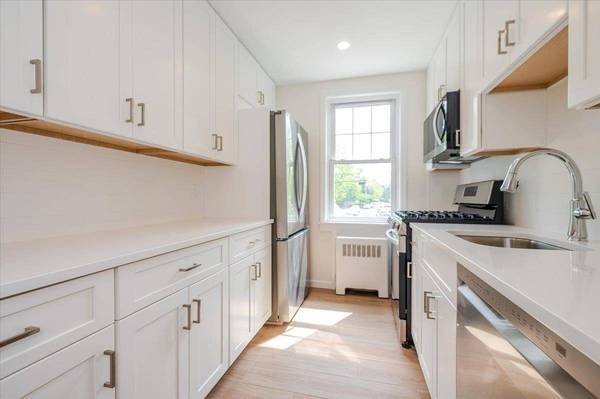 200 N Village AVE #A-3, Rockville Centre, NY 11570